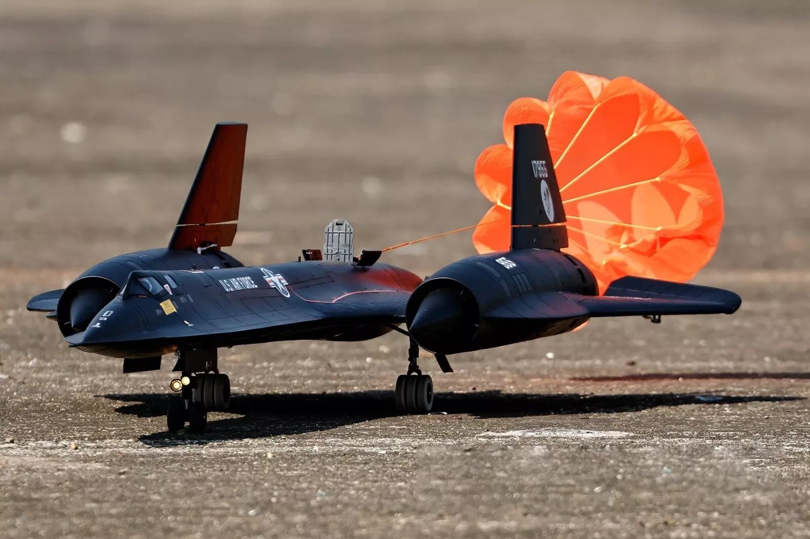  unboxing and assembly of the Freewing SR-71 Blackbird Twin 70mm EDF RC Jet